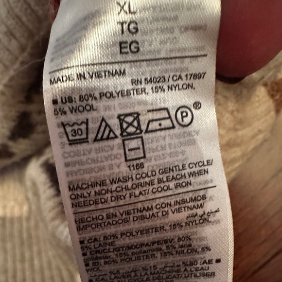 Old Navy XL Fair Isle Oversized Crew Neck Sweater - Picture 4 of 9